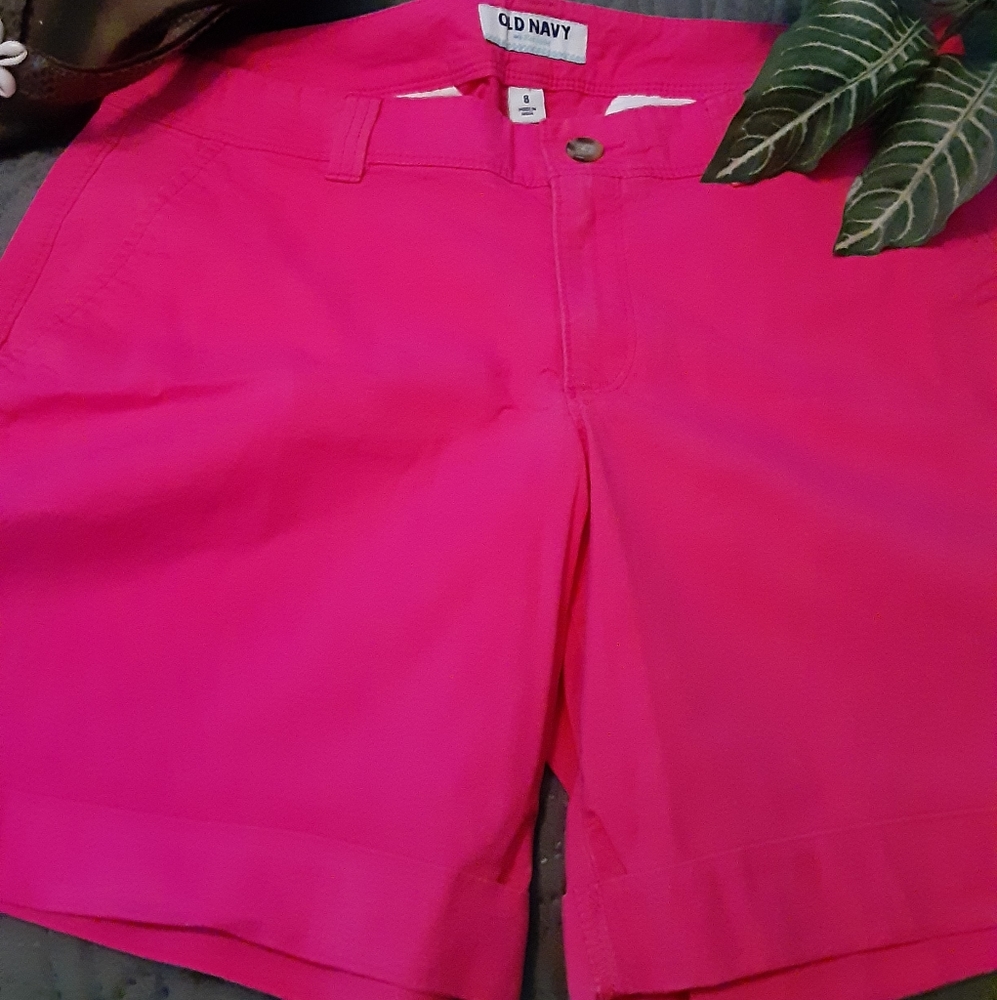 OLD NAVY SHORTS